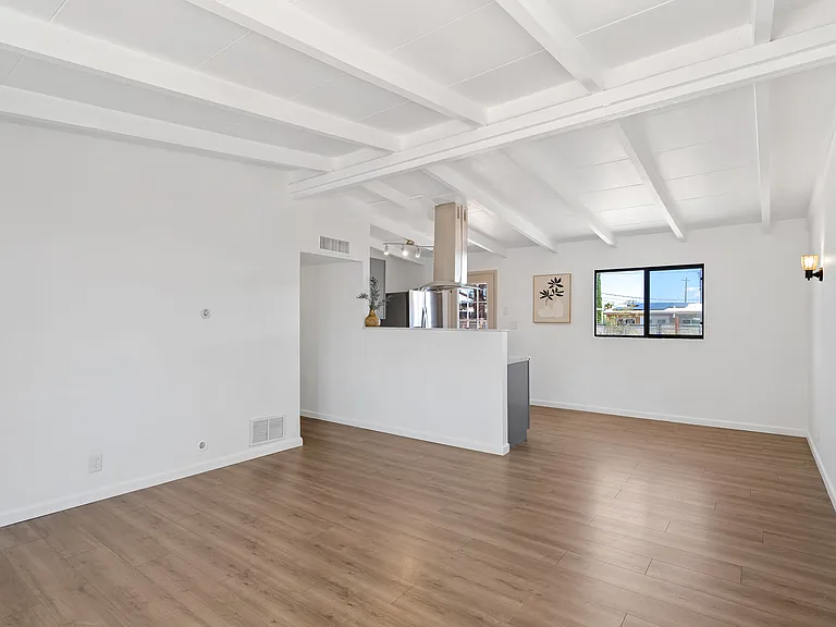 59 Keating St — Photo 10
