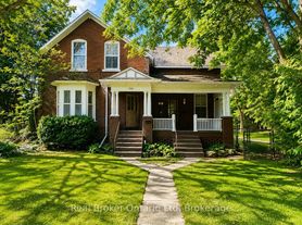 1154 4th Ave E, Owen Sound, ON