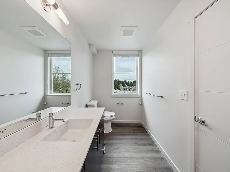 2715 Sunset Ln NE — Photo 35