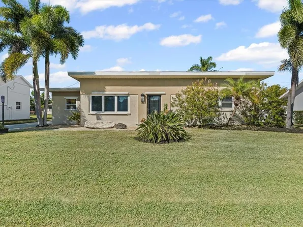 344 45th Street Ct W, Palmetto, FL 34221