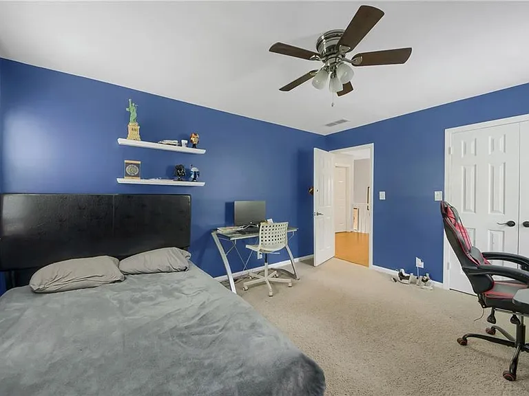 2710 Abbottswell Dr — Photo 24