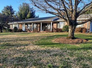 716 S Old Patoka Rd, Patoka, IN 47666