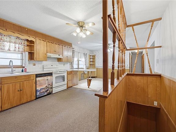 5th image of 500 SW 23rd St
