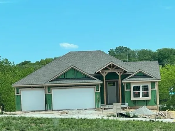 8309 NW 89th Ter, Kansas City, MO 64153
