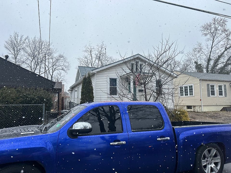 1st image of 218 Liberty Ave