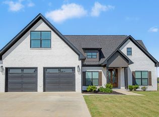 510 Cottontail Trl, Killen, AL 35645