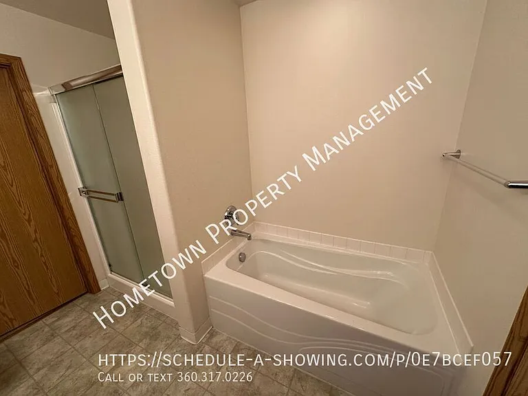 8612 Sweetbrier Loop SE — Photo 19