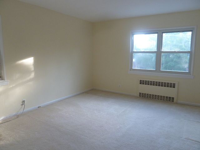 2nd image of 5035 184th St