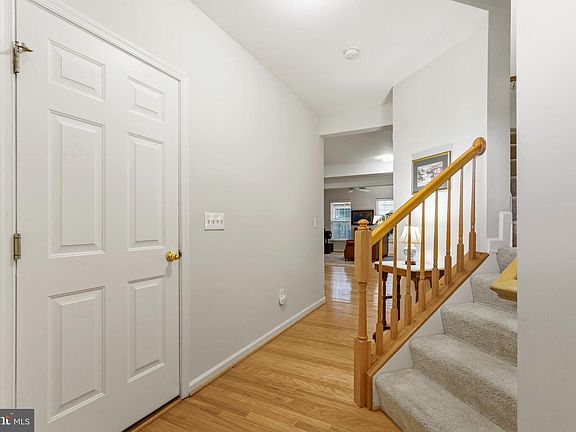 5th image of 4924 Gardner Dr