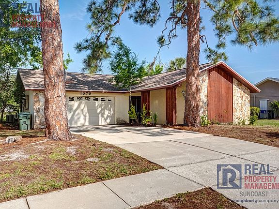 3rd image of 1370 Palmwood Dr