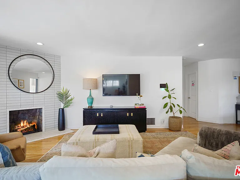 3085 Motor Ave — Photo 6