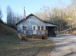 264D Rocky Step Rd, Scott Depot, WV 25560