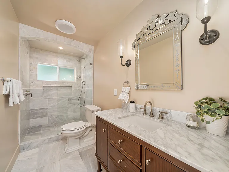 7142 Marshfield Way — Photo 11