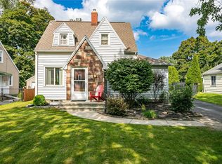 26 Salem Rd, Rochester, NY 14622