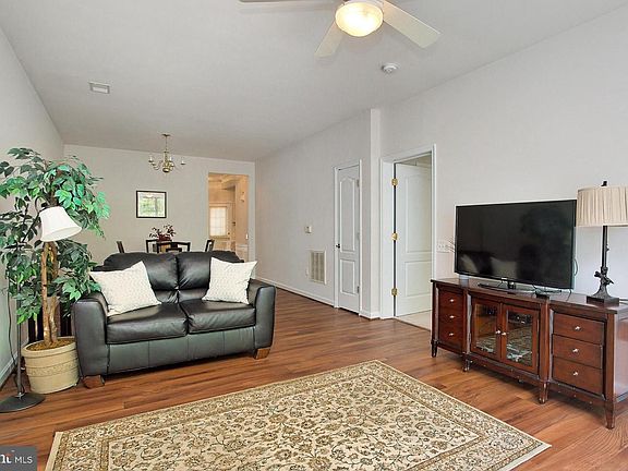 3rd image of 12226 Seaford Ct