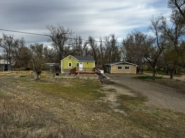 113 3rd Cottonwood Grv, Glendive, MT 59330