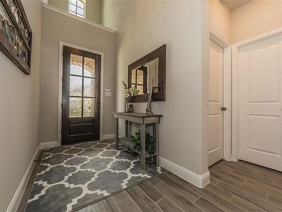 5th image of 3733 Norwood Ave