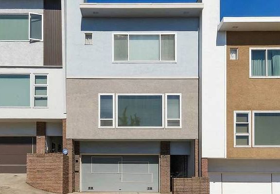 2nd image of 465 Myra Way #00