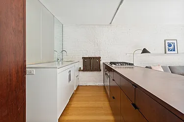 Rented by JDM Real Estate Consulting