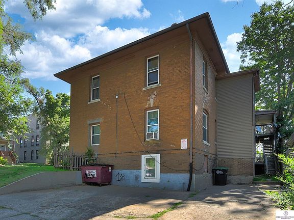 3rd image of 2567 Marcy St