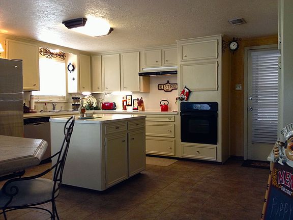 Large Kitchen