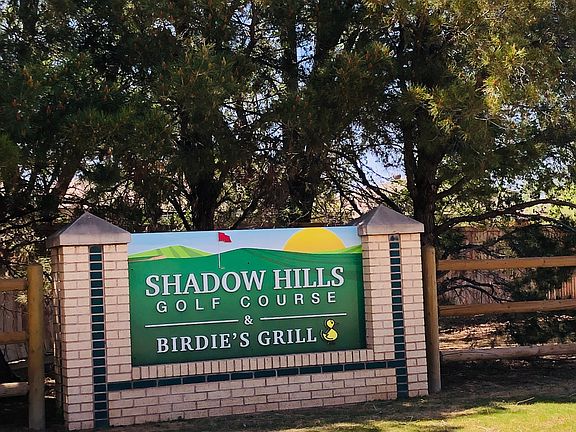 Shadow Hills Golf Course is a 2 minute walk. Beautiful for evening walks or catch 18 holes!