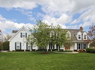 1200 Barclay Cir, Inverness, IL 60010