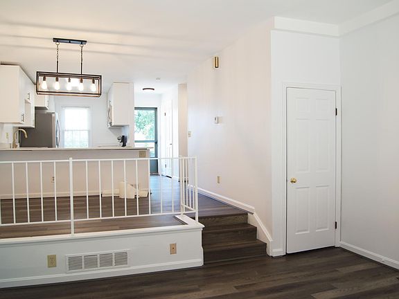 2nd image of 9771 Bunker Hill Ln