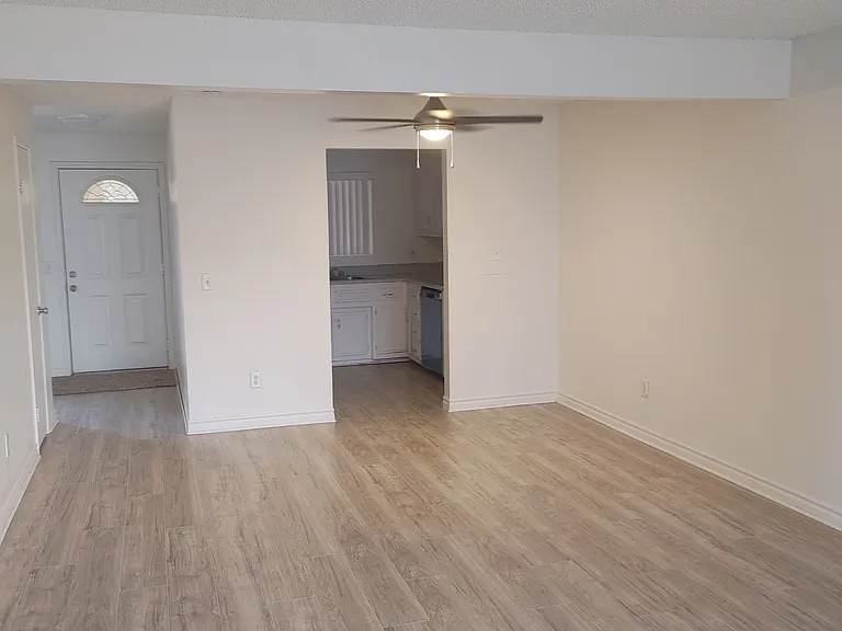25616 Andalucia Dr #V — Photo 7