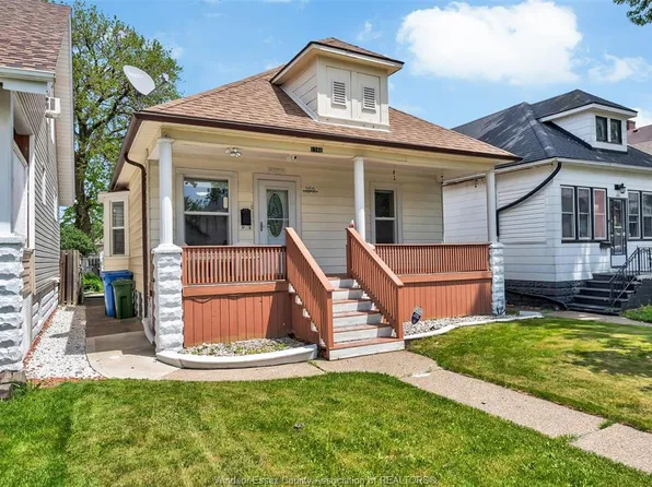 1166 Pierre Ave, Windsor, ON N9A 2L4