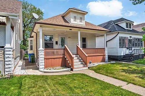 1166 Pierre Ave #UPPER Photo 1