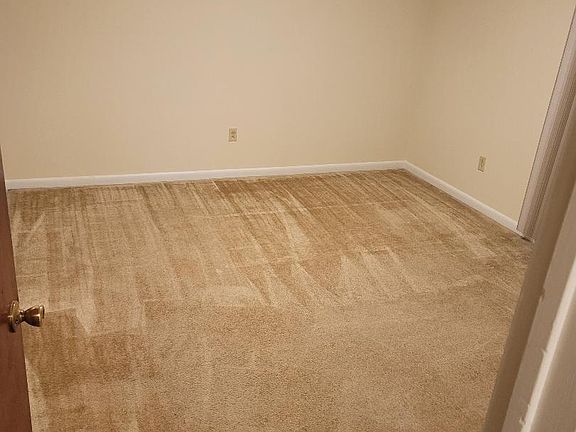 4th image of 705 Willow St