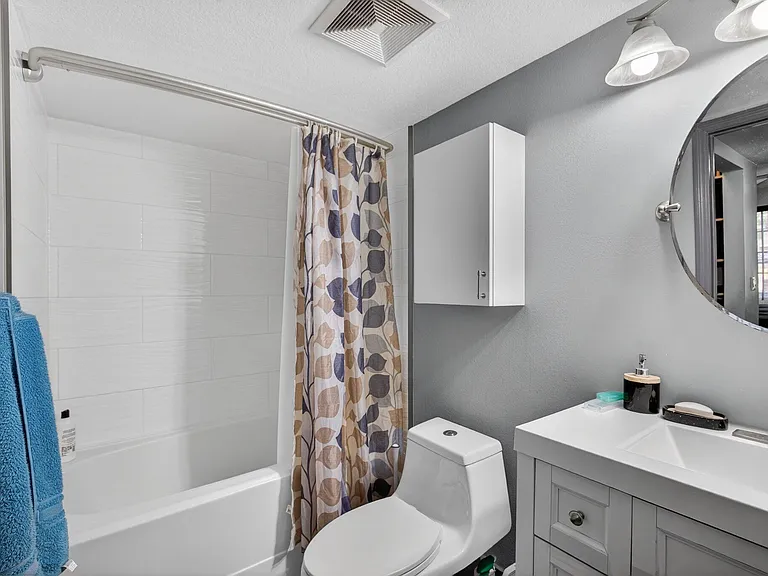 4211 San Marino Blvd #105 — Photo 25