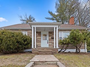 2463 Camilla Rd, Mississauga, ON L5A2K4