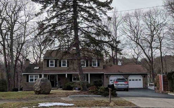 2nd image of 1 Tuscarora Dr