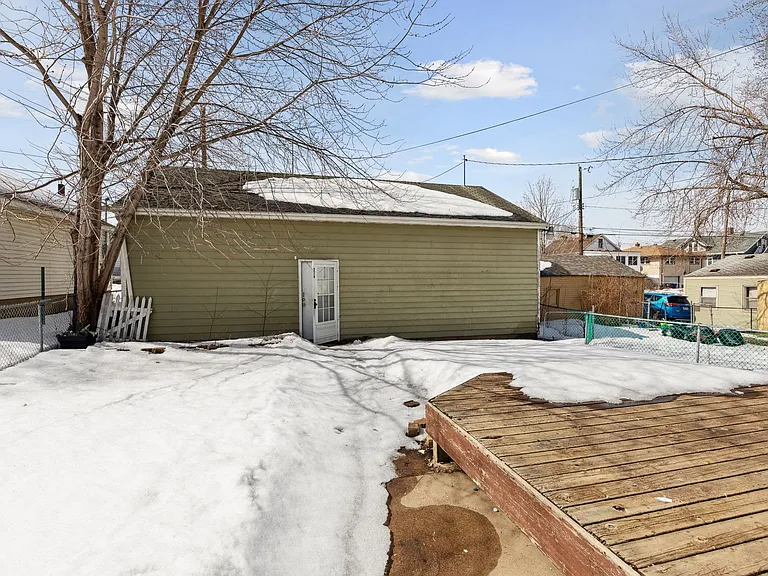 1119 Matilda St — Photo 32