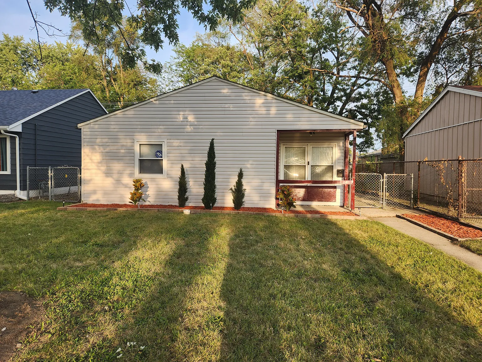 309 Merrill Ave photo 1