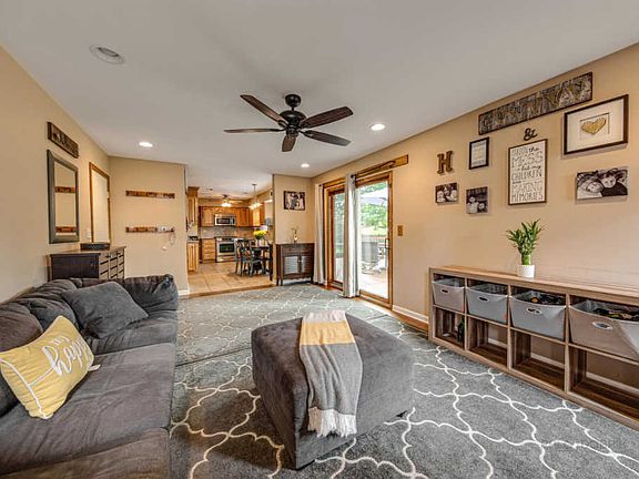 3rd image of 563 Abbeywood Dr