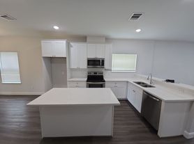 8235 Locksley Rd, Houston, TX