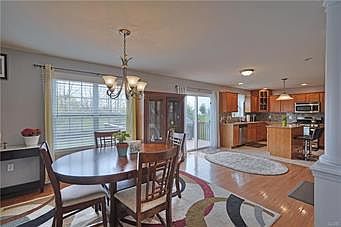 5th image of 813 N Fork Dr