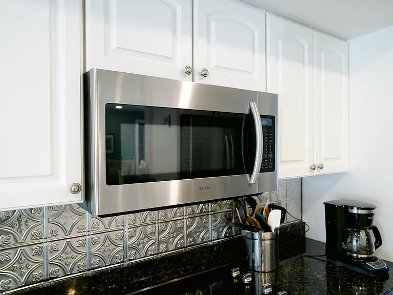 330 N Tessier Dr — Photo 45