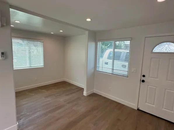 1046 1/2 W 47th St, Los Angeles, CA 90037