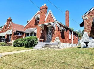 1365 Switzer Ave, Saint Louis, MO 63147