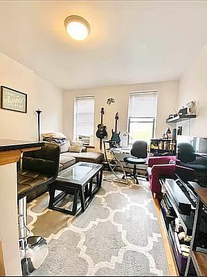 3rd image of 1450 1st Ave #4