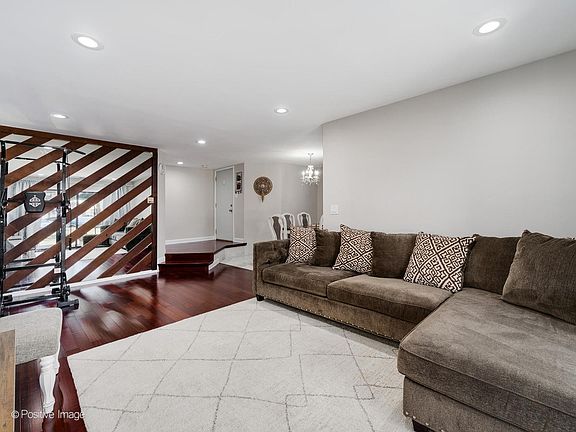 5th image of 1018 Cottonwood Ct APT 1B