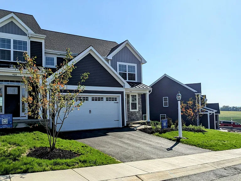 River Ridge Townhomes — Photo 29