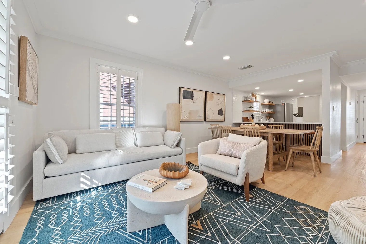 2 bed, 3.0 bath, 12916 sqft, $3,126 — Photo 4