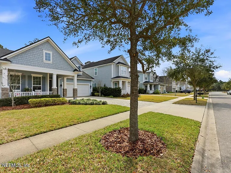 429 Pelican Pointe Rd — Photo 26