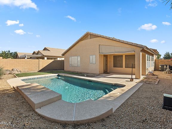 4th image of 20274 N 104TH Avenue
