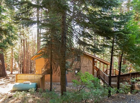 3rd image of 1969 Shoshone Dr